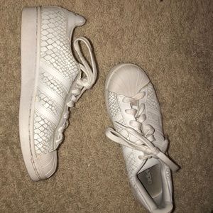 Snake skin adidas
